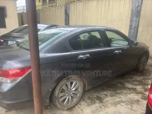 Honda Accord Sedan EX V-6 2011 Gray