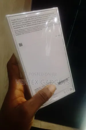 New Apple iPhone 11 256 GB Green