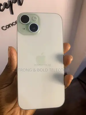 Apple iPhone 15 256 GB Green