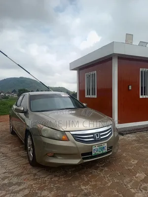 Honda Accord 2010 Gold