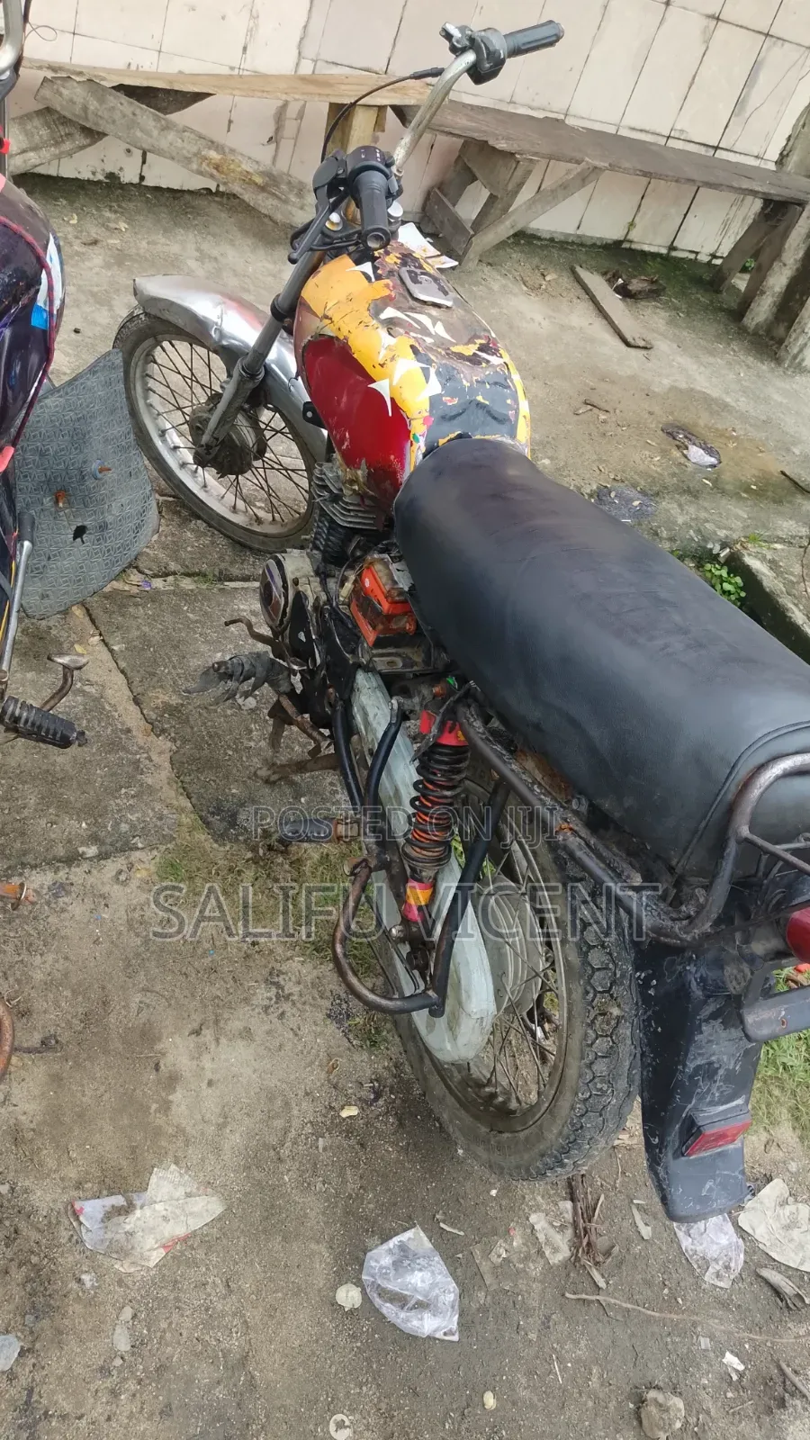Bajaj Boxer 2024 Red