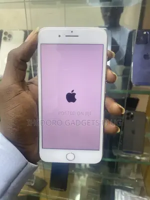 Apple iPhone 8 Plus 64 GB White