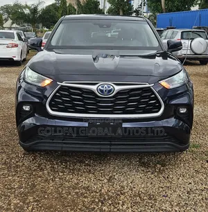 Toyota Highlander 2021 Blue