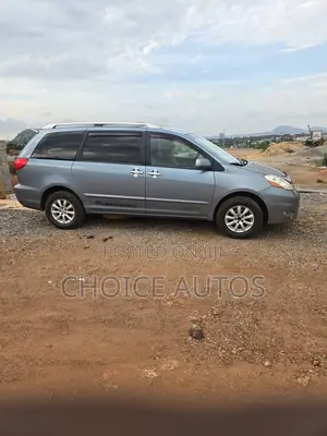 Toyota Sienna 2006 Gray