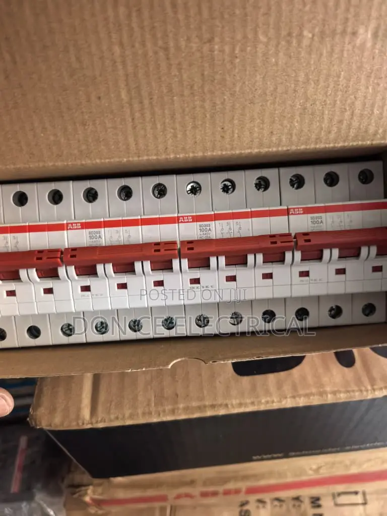 100amps 3pole Main Control ABB