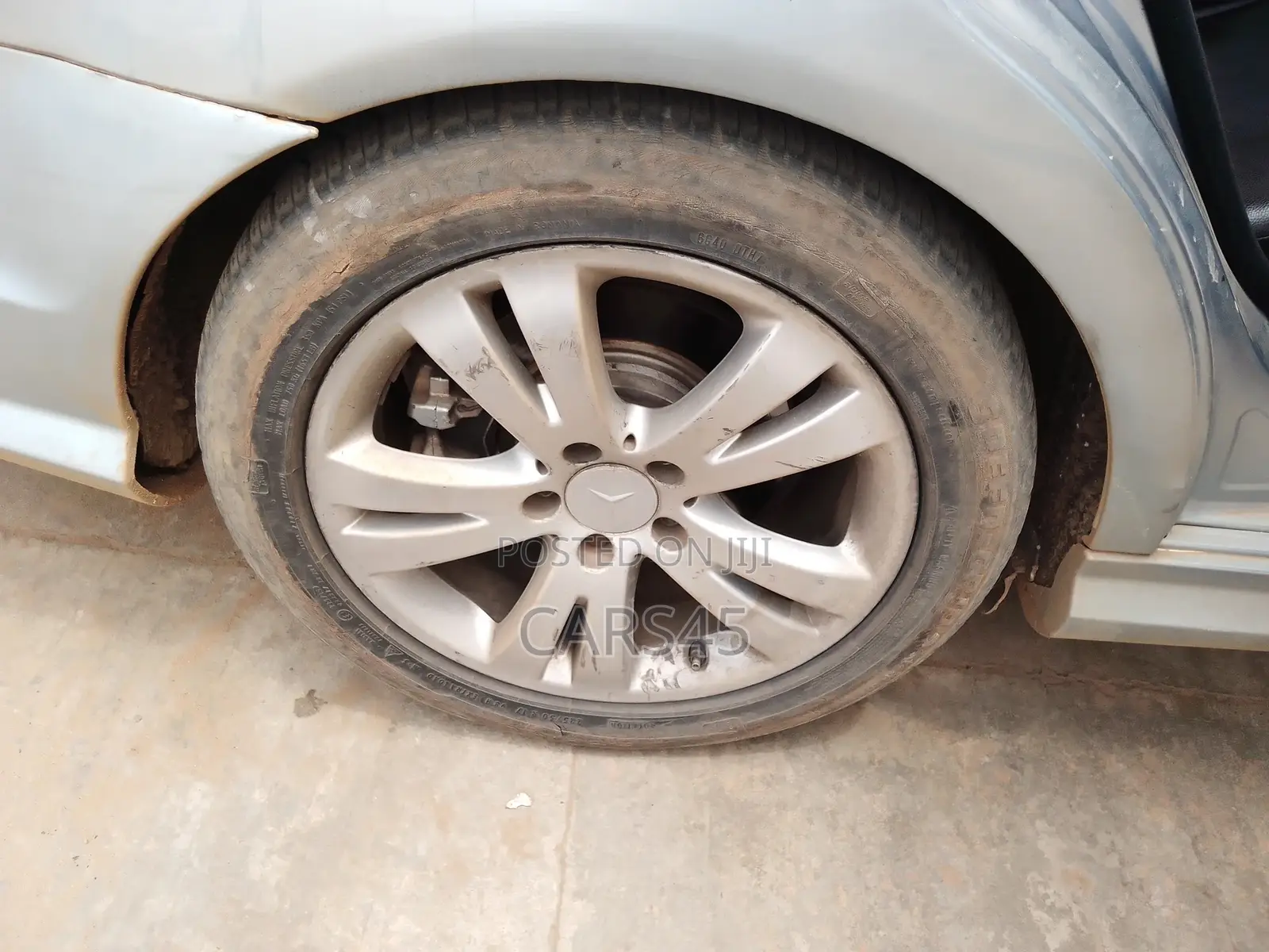 Mercedes-Benz C300 2013 Silver