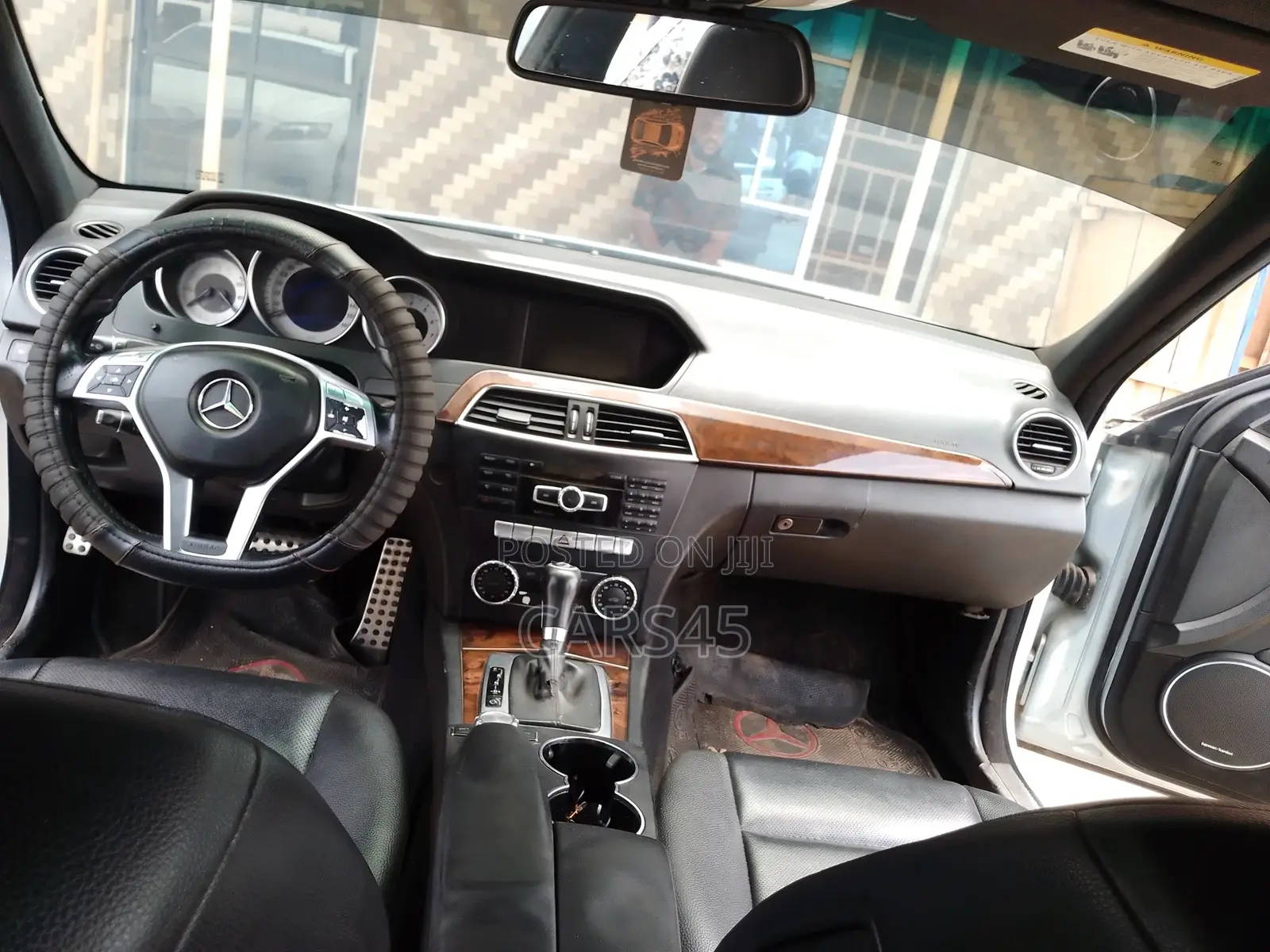 Mercedes-Benz C300 2013 Silver