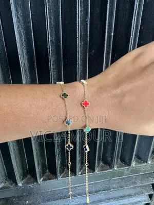 Hand Chain/ Bracelet