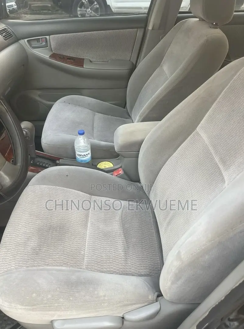 Toyota Corolla 2006 Black