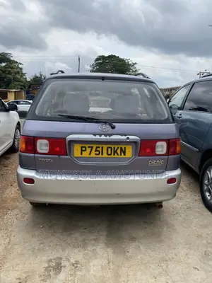Toyota Picnic 2.0 FWD 1996 Purple