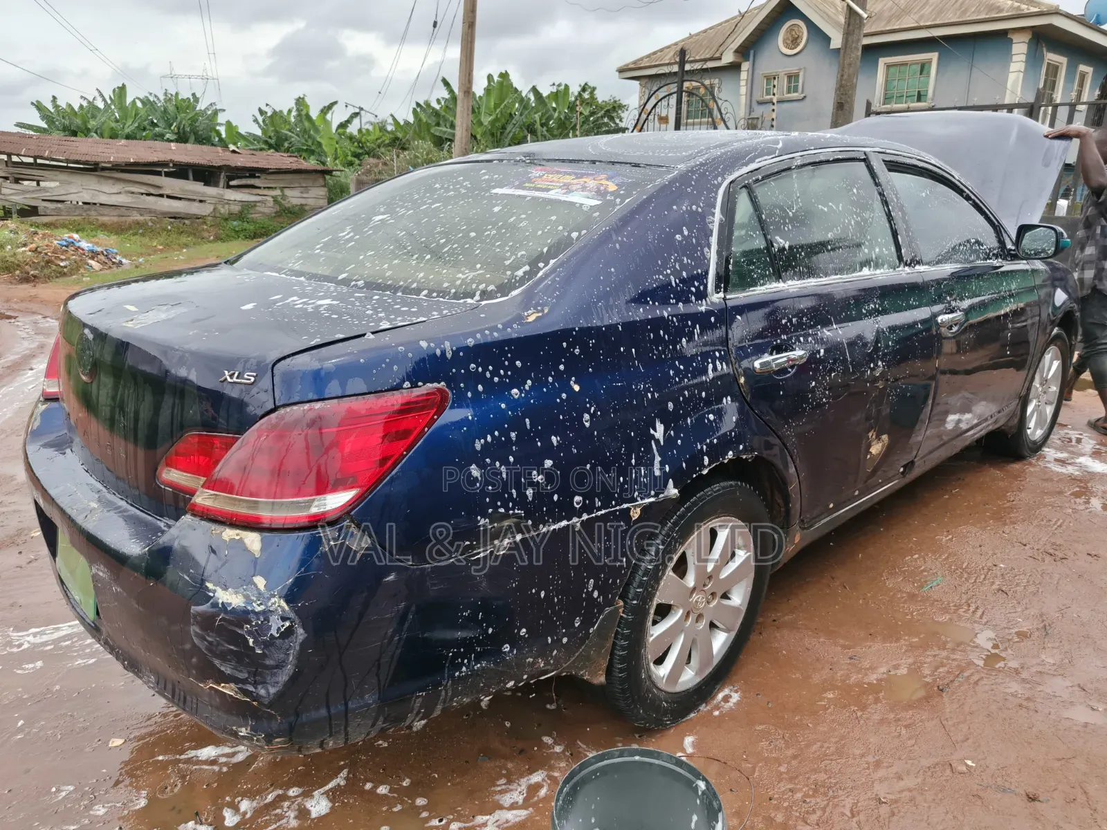 Toyota Avalon 2005 Blue