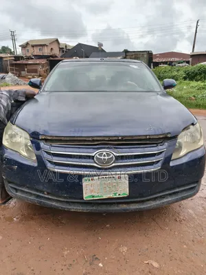 Toyota Avalon 2005 Blue