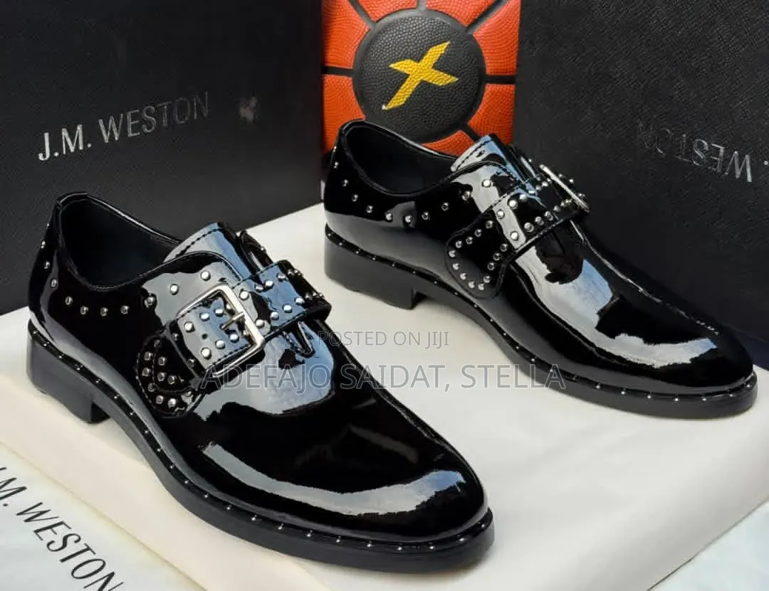 Men's Shoe