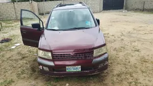 Mitsubishi SpaceWagon Automatic 1999