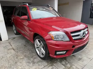 Mercedes-Benz GLK-Class 350 2010 Red