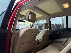 Mercedes-Benz GLK-Class 350 2010 Red