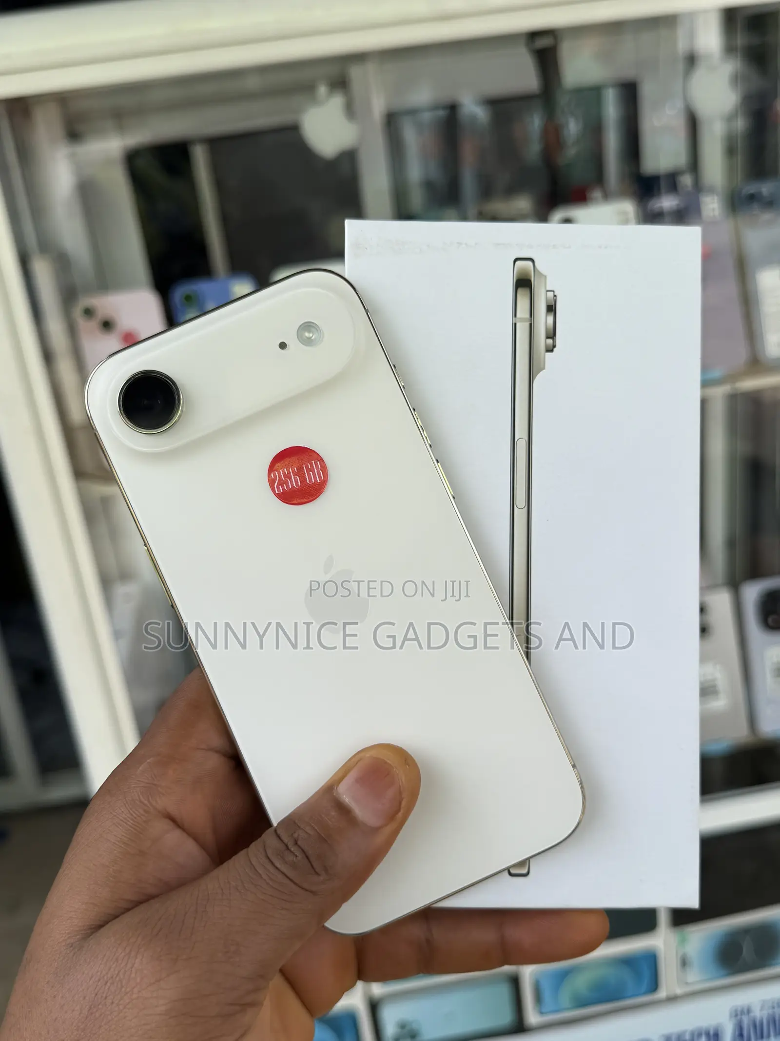 Apple iPhone Air 256 GB Gold