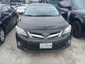 Toyota Corolla 2013 Black