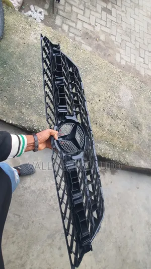 Front Grille GLK 2010 Model