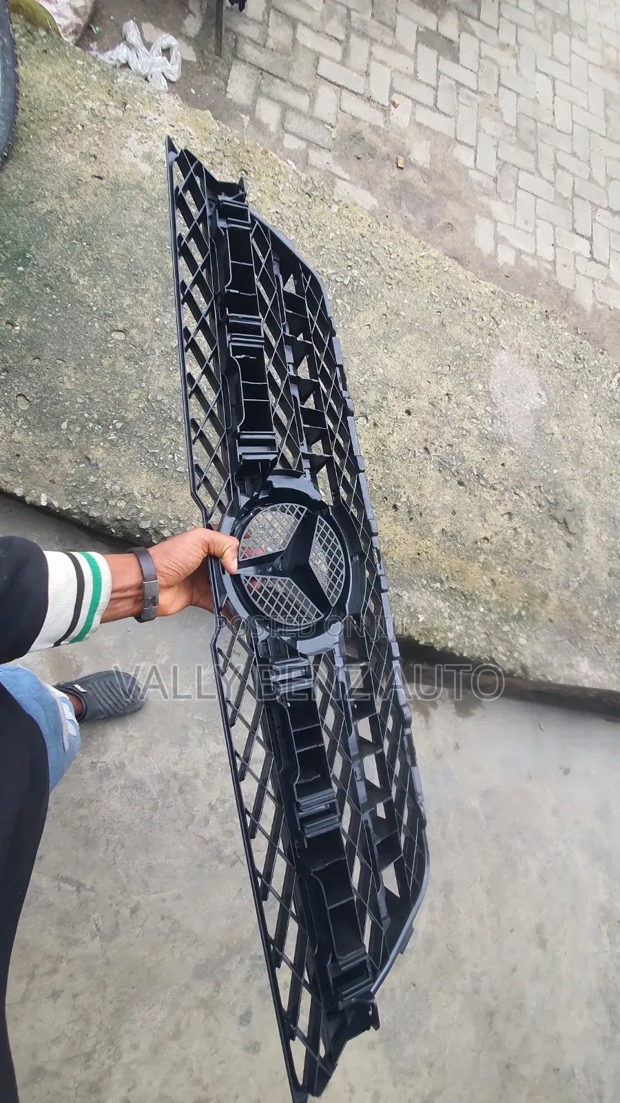Front Grille GLK 2010 Model