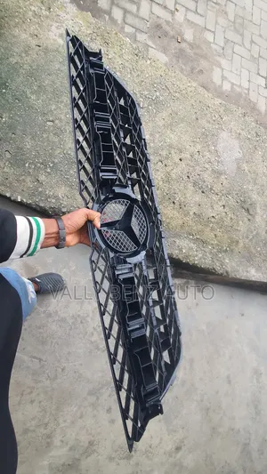 Front Grille GLK 2010 Model