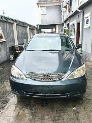 Toyota Camry 2004 Green