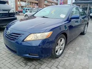 Toyota Camry SE 4dr Sedan (2.5L 4cyl 6A) 2011 Blue