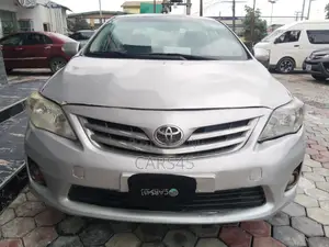 Toyota Corolla 2012 Silver