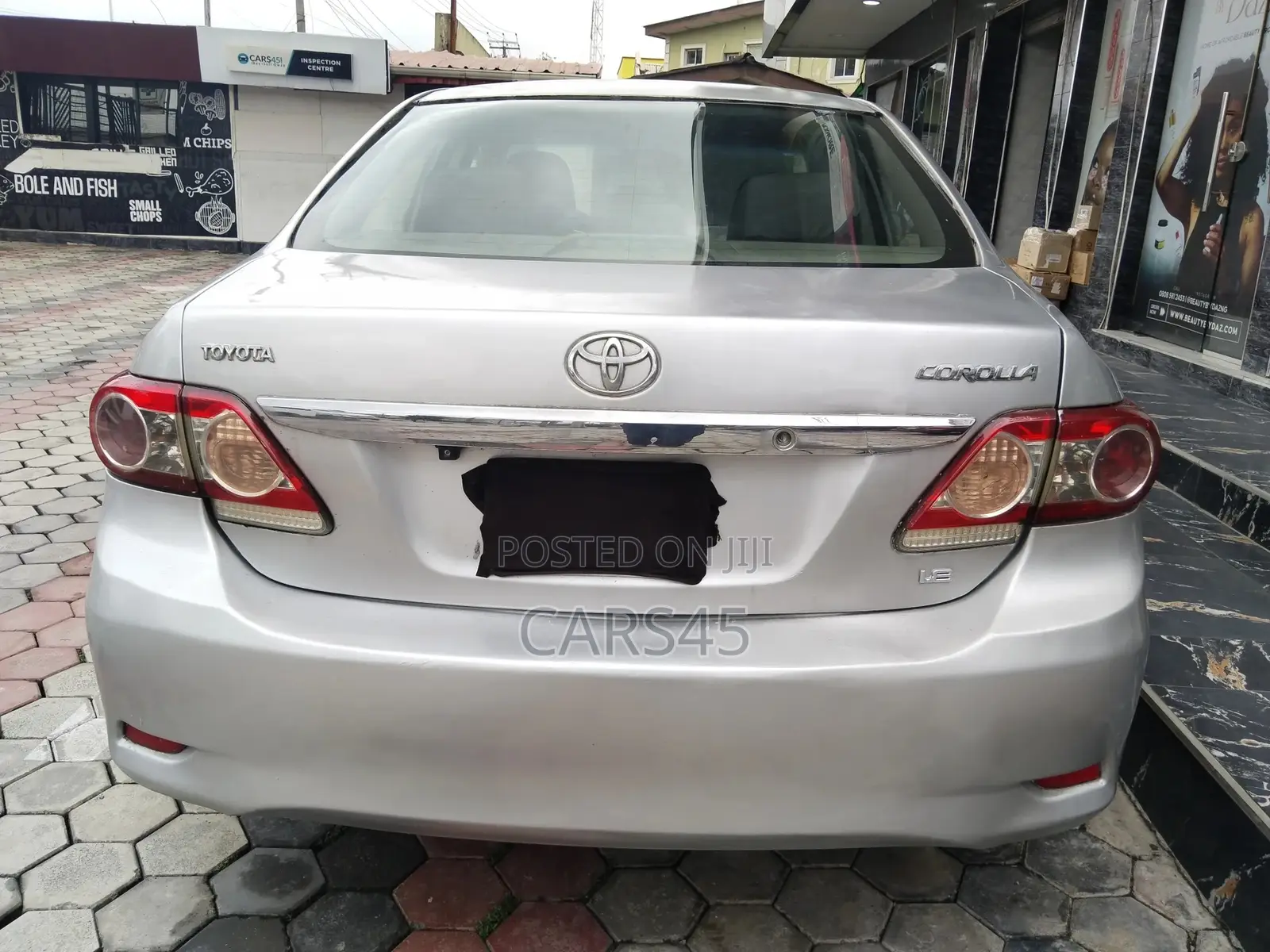 Toyota Corolla 2012 Silver