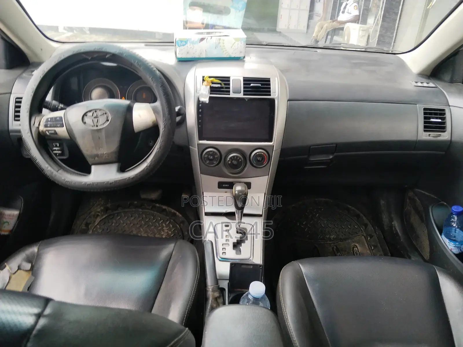 Toyota Corolla 2012 Silver