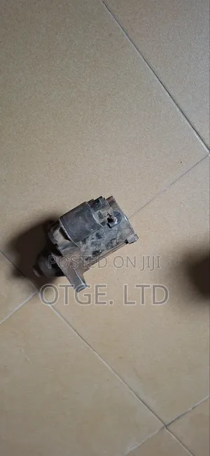 Kick for Toyota Corolla 07