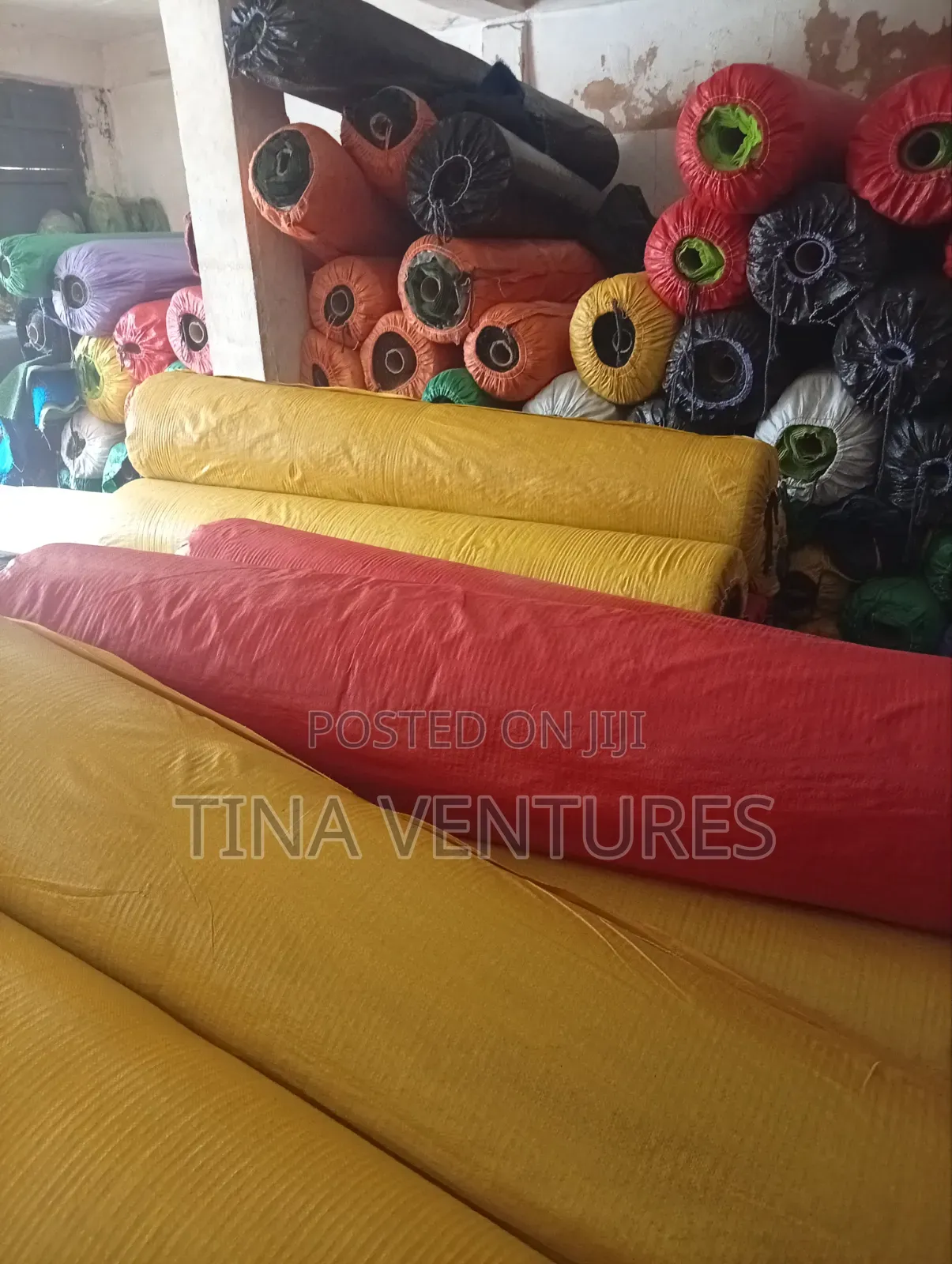 Artificial Grass. Full Rolls and Pieces Available in Bulk.
