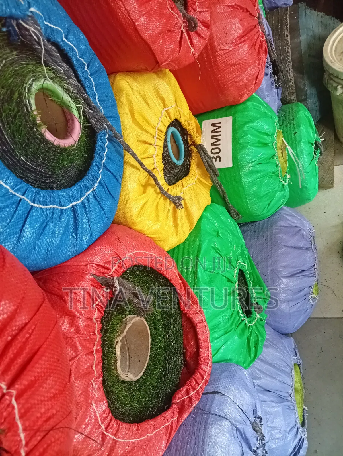 Artificial Grass. Full Rolls and Pieces Available in Bulk.