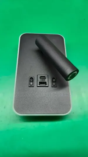 Wall Bracket With USB and Type C Charger