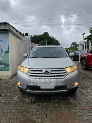 Toyota Highlander 2012 Gray