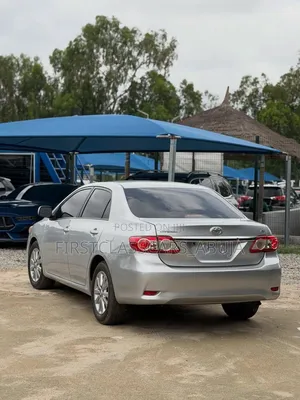 Toyota Corolla 2012 Silver