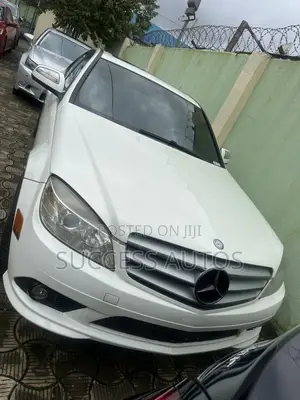 Mercedes-Benz C300 2009 White