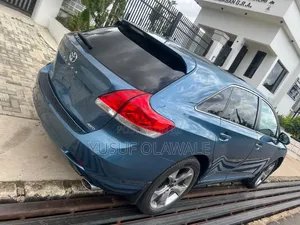 Toyota Venza 2010 Blue