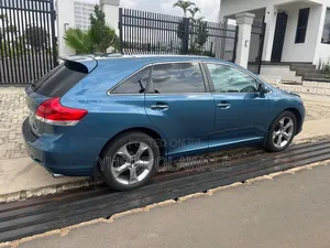 Toyota Venza 2010 Blue