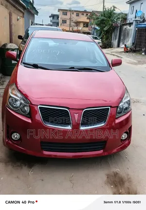 Pontiac Vibe 2009 Red