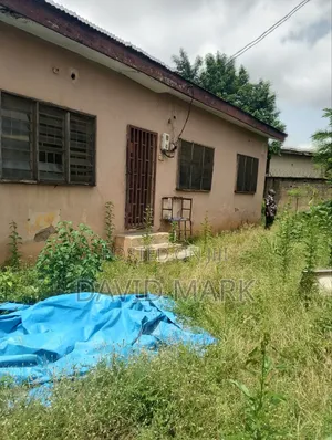 3bdrm Block of Flats in Gwagwalada for sale