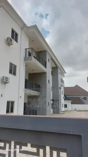 18bdrm Block of Flats in Jahi Gilmore for rent