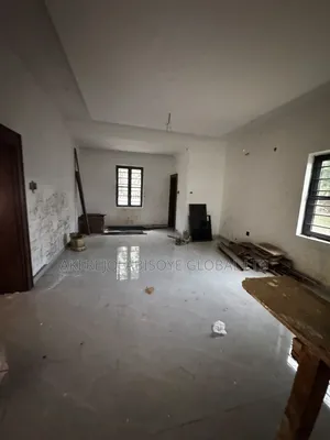 4bdrm Duplex in In An Estate Wuse 2 for rent