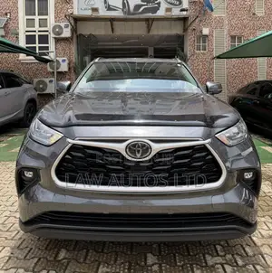 Toyota Highlander 2021 Gray