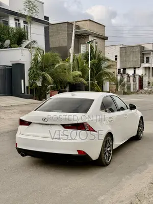 Lexus IS 2016 White