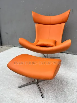 Relaxing Chair and Ottoman
