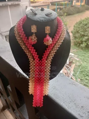 Hand-Strung Mix of Crystal Bead.