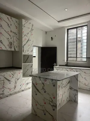 3bdrm Block of Flats in Jahi for rent