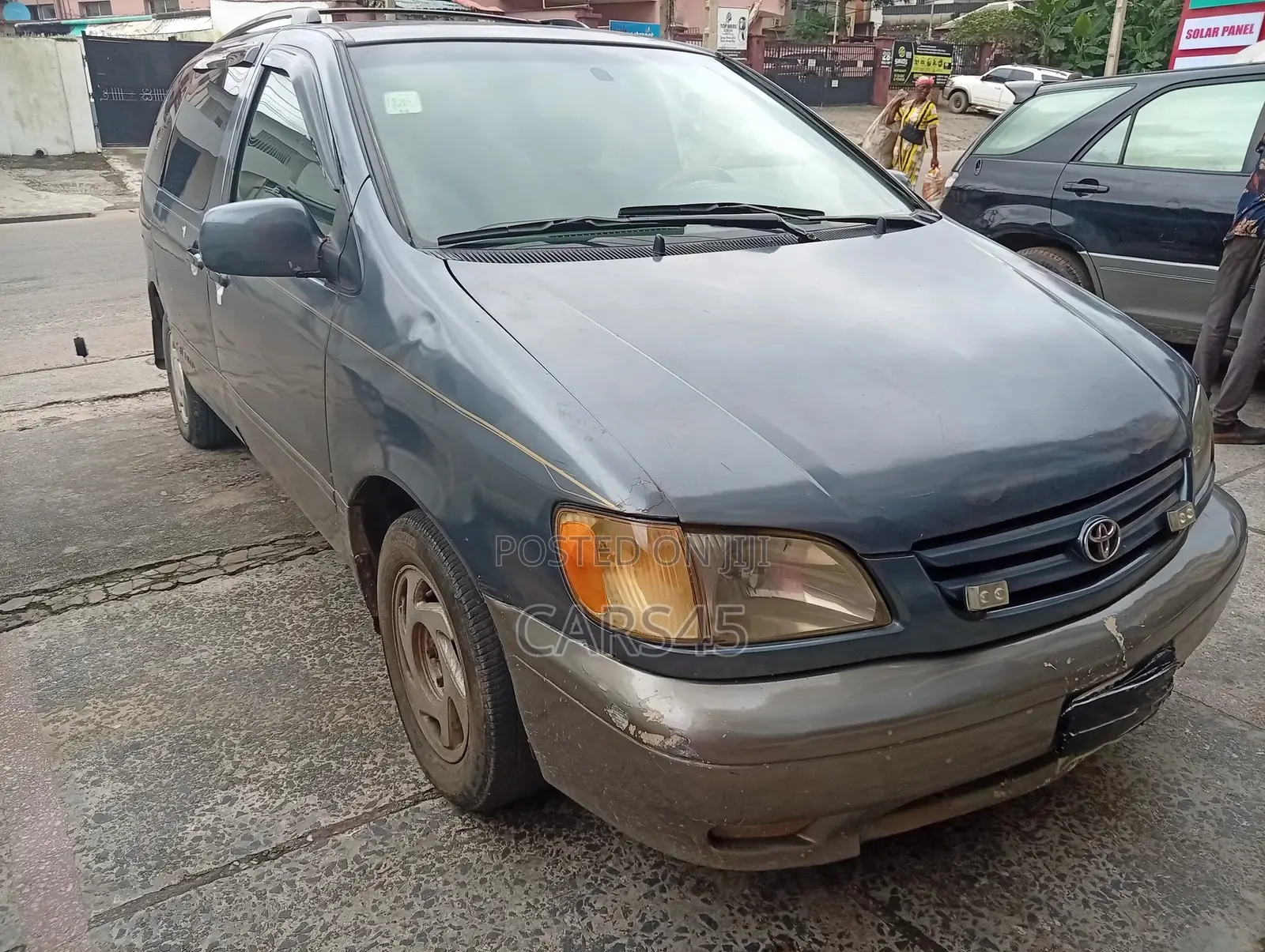 Toyota Sienna 2003 Blue
