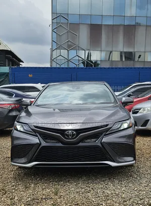 Toyota Camry XSE 2022 Brown